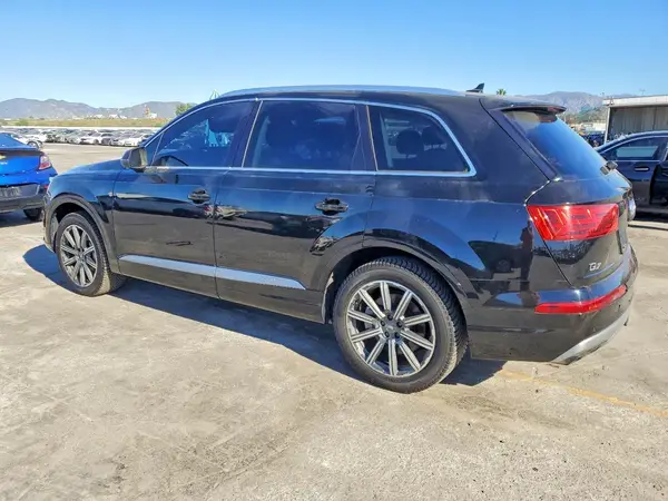 WA1LAAF71HD001421 2017 AUDI Q7 - Image 2