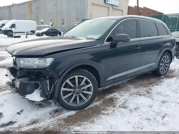 WA1LAAF71HD002357 2017 AUDI Q7 - Image 2