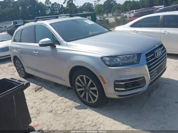 WA1LAAF71HD003332 2017 AUDI Q7 - Image 1