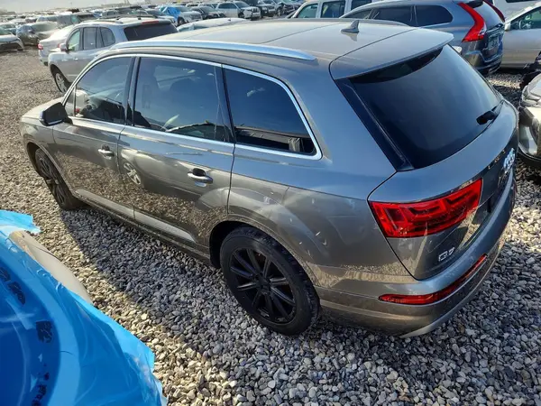 WA1LAAF71HD004559 2017 AUDI Q7 - Image 2