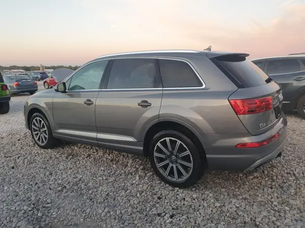 WA1LAAF71HD006778 2017 AUDI Q7 - Image 2