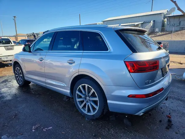 WA1LAAF71HD006828 2017 AUDI Q7 - Image 2