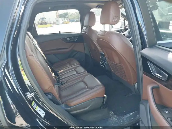 WA1LAAF71HD008904 2017 AUDI Q7 - Image 8