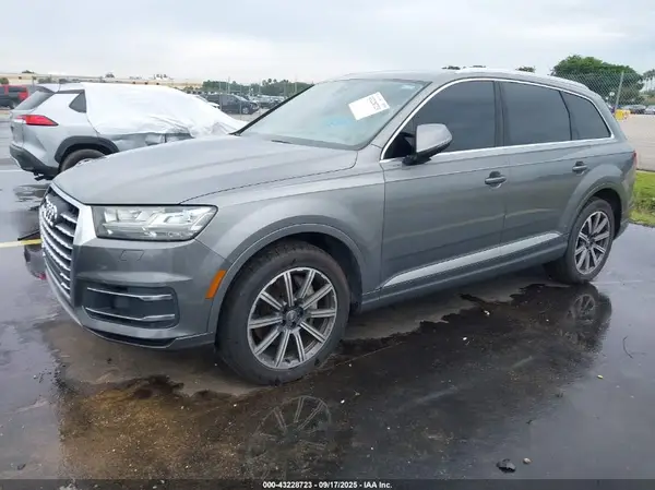 WA1LAAF71HD014122 2017 AUDI Q7 - Image 2