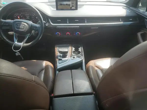 WA1LAAF71HD015819 2017 AUDI Q7 - Image 8
