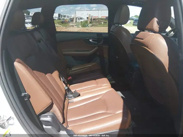 WA1LAAF71HD021572 2017 AUDI Q7 - Image 8