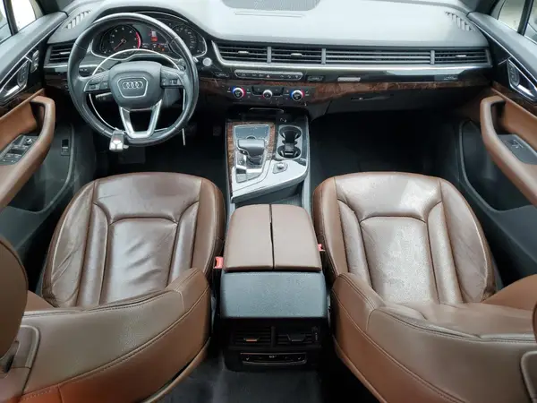 WA1LAAF71HD021961 2017 AUDI Q7 - Image 8