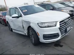 WA1LAAF71HD023063 2017 AUDI Q7