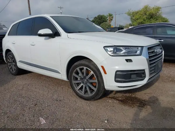 WA1LAAF71HD024553 2017 AUDI Q7 - Image 1