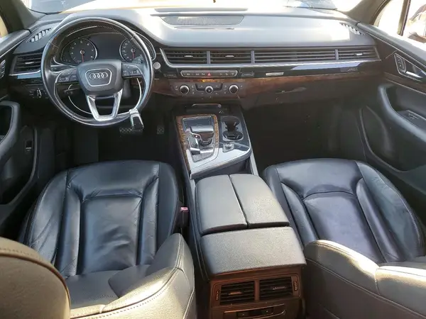 WA1LAAF71HD024617 2017 AUDI Q7 - Image 8