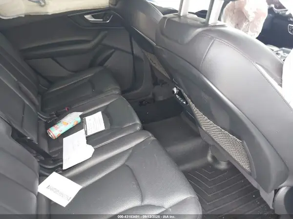 WA1LAAF71HD024777 2017 AUDI Q7 - Image 8