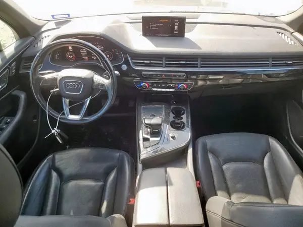WA1LAAF71HD025119 2017 AUDI Q7 - Image 8