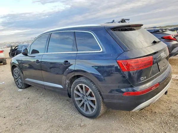 WA1LAAF71HD026058 2017 AUDI Q7 - Image 2