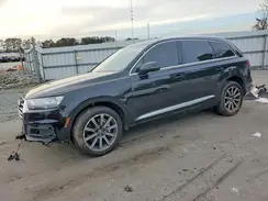 WA1LAAF71HD027467 2017 AUDI Q7