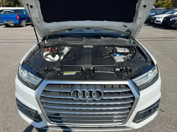WA1LAAF71HD032670 2017 AUDI Q7 - Image 8