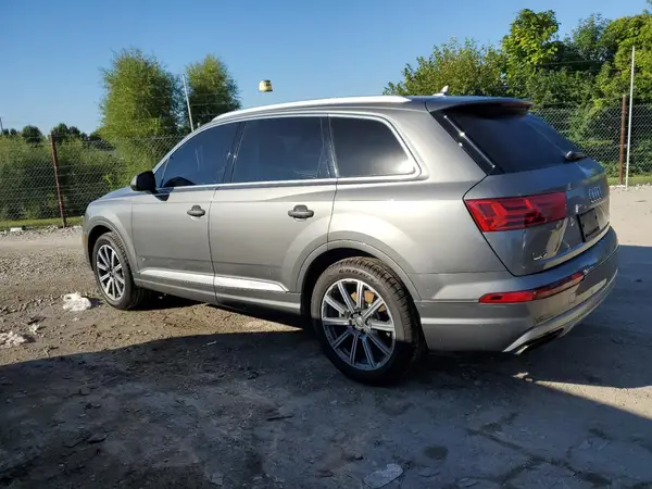 WA1LAAF71HD032846 2017 AUDI Q7 - Image 2