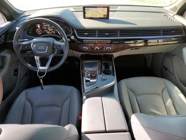 WA1LAAF71HD032846 2017 AUDI Q7 - Image 8
