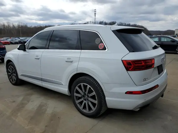 WA1LAAF71HD033334 2017 AUDI Q7 - Image 2