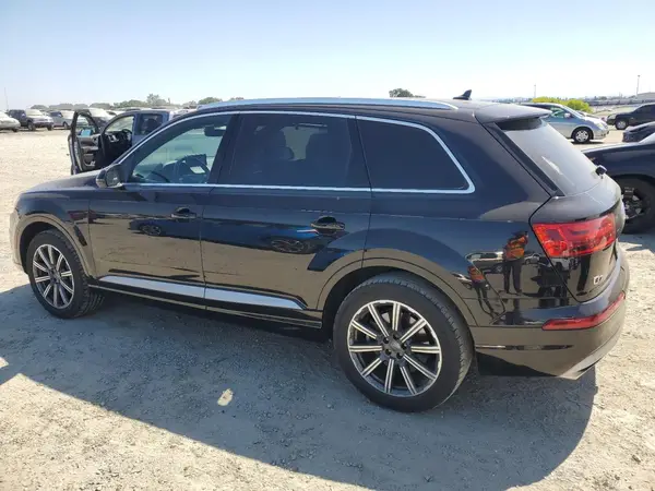 WA1LAAF71HD034256 2017 AUDI Q7 - Image 2