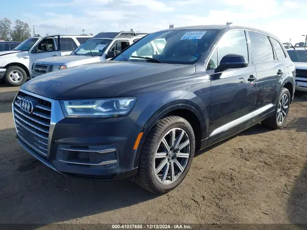 WA1LAAF71HD035620 2017 AUDI Q7 - Image 2