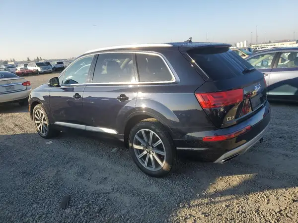 WA1LAAF71HD037013 2017 AUDI Q7 - Image 2