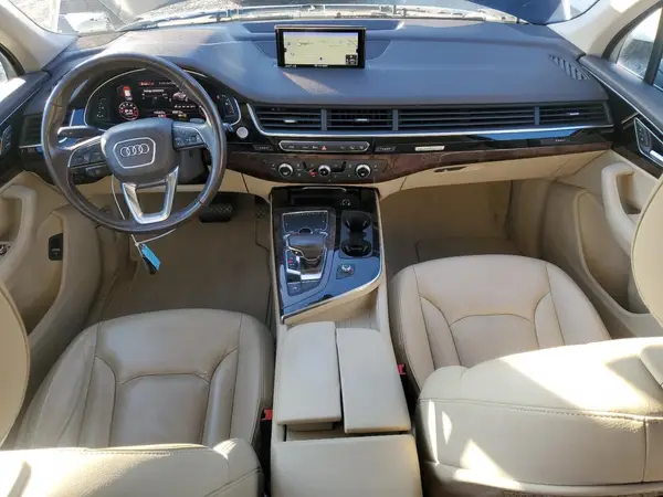 WA1LAAF71HD037013 2017 AUDI Q7 - Image 8