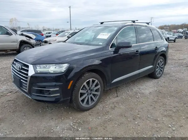 WA1LAAF71HD038047 2017 AUDI Q7 - Image 2