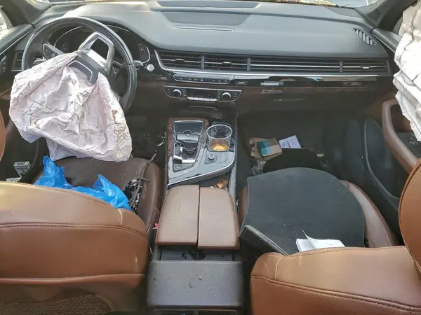 WA1LAAF71HD046195 2017 AUDI Q7 - Image 8