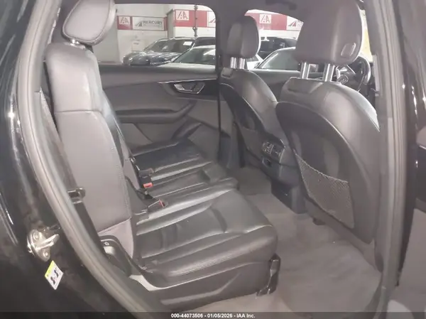 WA1LAAF71HD049128 2017 AUDI Q7 - Image 8
