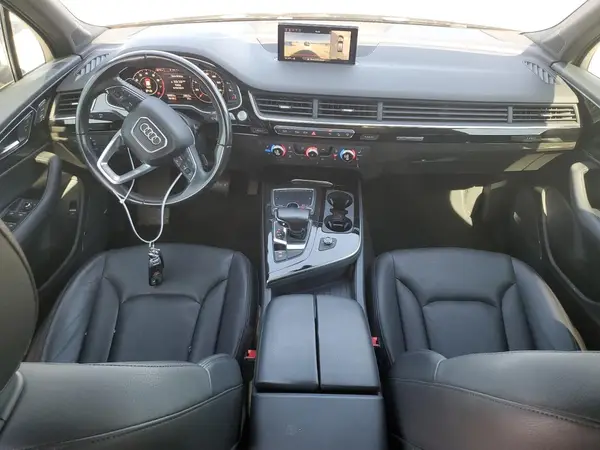 WA1LAAF71HD051770 2017 AUDI Q7 - Image 8