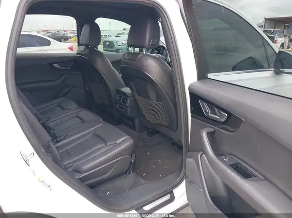 WA1LAAF71HD056435 2017 AUDI Q7 - Image 8