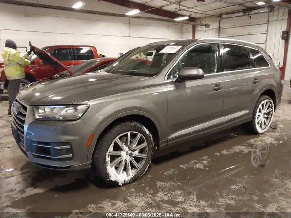 WA1LAAF71HD056659 2017 AUDI Q7 - Image 2
