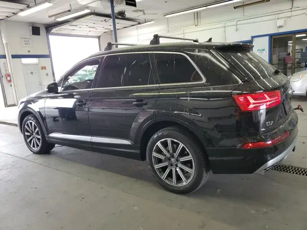 WA1LAAF71HD059691 2017 AUDI Q7 - Image 2