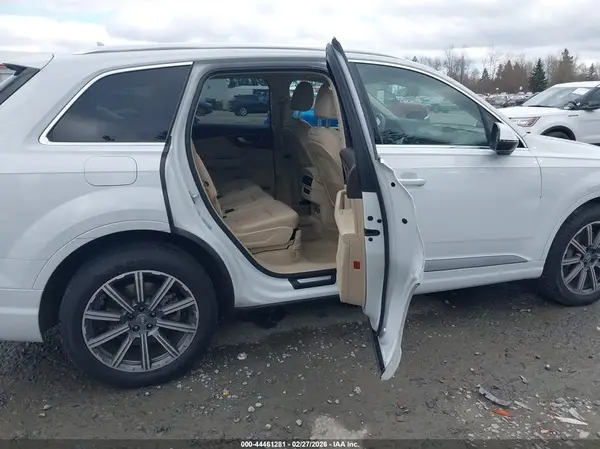 WA1LAAF71JD005717 2018 AUDI Q7 - Image 8