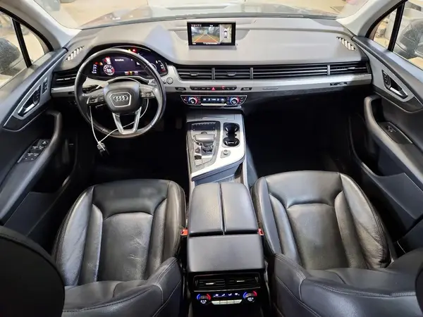 WA1LAAF71JD010576 2018 AUDI Q7 - Image 8