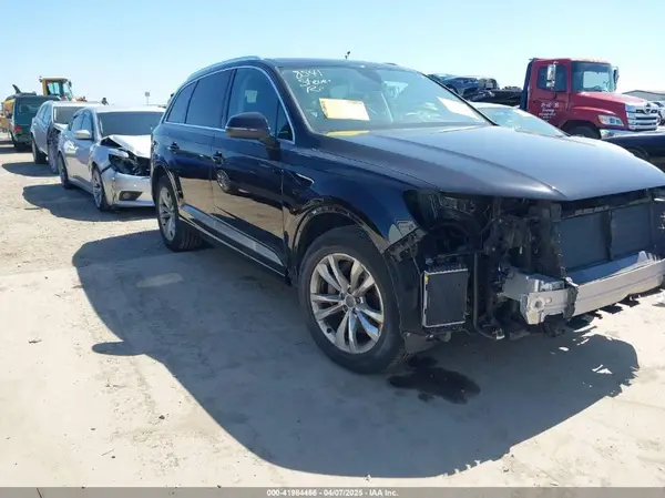 WA1LAAF71JD016099 2018 AUDI Q7 - Image 1