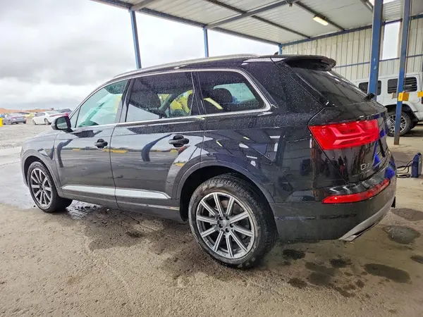 WA1LAAF71JD028656 2018 AUDI Q7 - Image 2