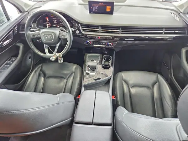 WA1LAAF71JD028656 2018 AUDI Q7 - Image 8