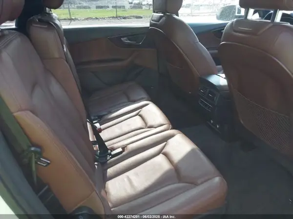 WA1LAAF71JD043657 2018 AUDI Q7 - Image 8
