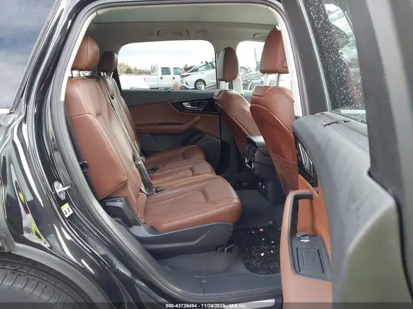 WA1LAAF71JD051564 2018 AUDI Q7 - Image 8
