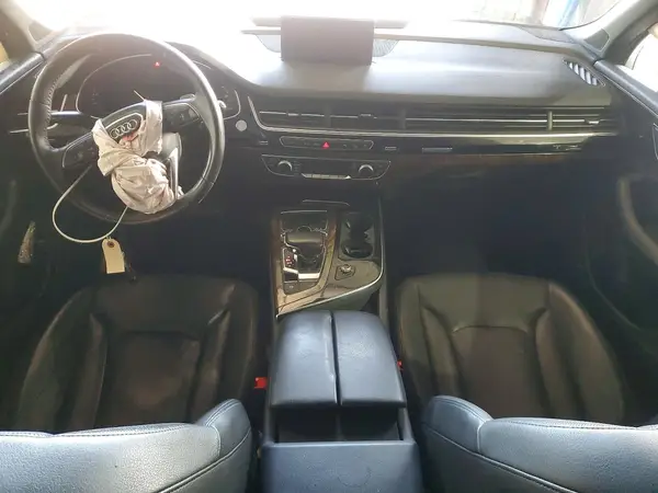 WA1LAAF71JD052598 2018 AUDI Q7 - Image 8
