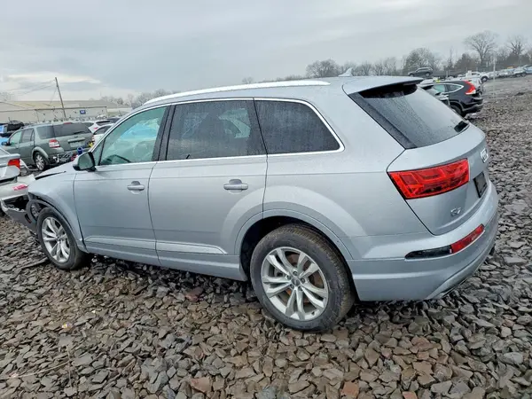WA1LAAF71KD000857 2019 AUDI Q7 - Image 2