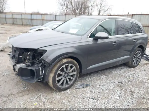 WA1LAAF71KD029212 2019 AUDI Q7 - Image 2