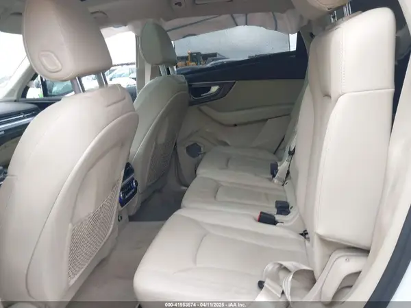 WA1LAAF71KD031123 2019 AUDI Q7 - Image 8