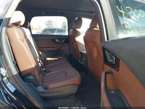WA1LAAF72HD005350 2017 AUDI Q7 - Image 8