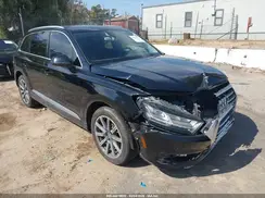 WA1LAAF72HD005929 2017 AUDI Q7
