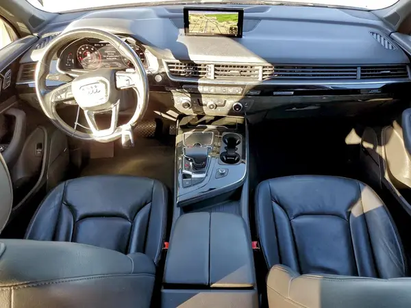 WA1LAAF72HD022147 2017 AUDI Q7 - Image 8