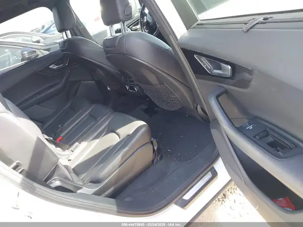 WA1LAAF72HD024321 2017 AUDI Q7 - Image 8