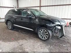 WA1LAAF72HD024352 2017 AUDI Q7