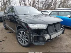 WA1LAAF72HD025047 2017 AUDI Q7